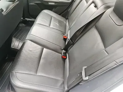 Ford Escort 2017, 112400 км, за 24100 CNY - фото 17