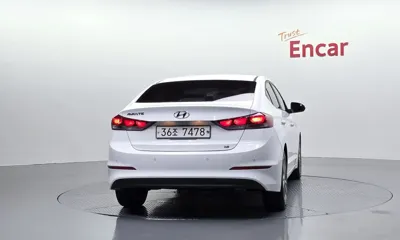 Hyundai Avante 2018, 59216 км, за 11500000 KRW - фото 4