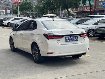 Toyota Corolla 2018, 80000 км, за 40199 CNY - фото 4
