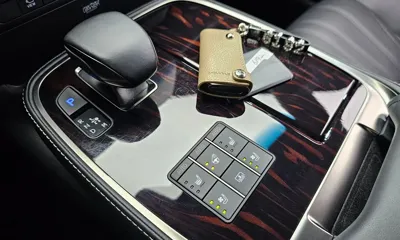 Lexus LS 2023, 42802 км, за 83000000 KRW - фото 9