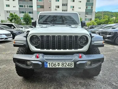Jeep Wrangler 2024, 18000 км, за 58000000 KRW - фото 2