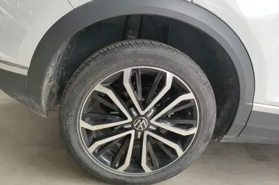 Volkswagen T-Roc 2022, 25600 км, за 101724.81 CNY - фото 11