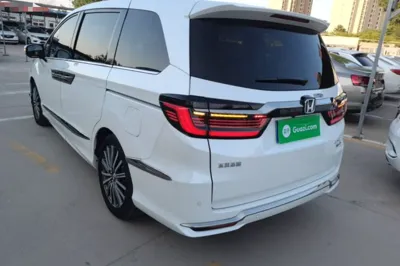 Honda Elysion 2022, 29800 км, за 203184.5 CNY