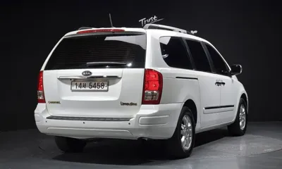 Kia Canival 2011, 175144 км, за 4250000 KRW - фото 2