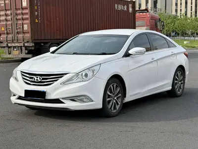 Hyundai Sonata 2013, 70000 км, за 19800 CNY