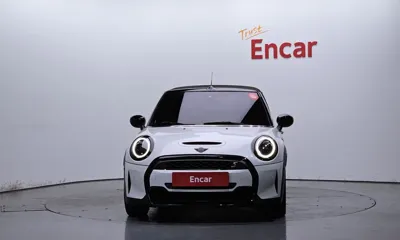 MINI Cooper Convertible 2024, 69602 км, за 28500000 KRW