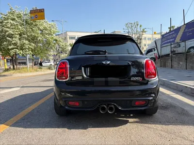 MINI Cooper 2017, 81100 км, за 16000000 KRW