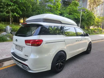 Kia Canival 2017, 223000 км, за 9900000 KRW