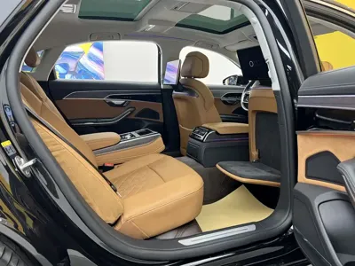 Audi A8 2023, 32000 км, за 585000 CNY - фото 34