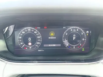 Land Rover Evoque 2020, 88000 км, за 98000 CNY - фото 10