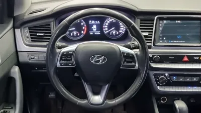 Hyundai Sonata 2018, 104162 км, за 9900000 KRW - фото 12