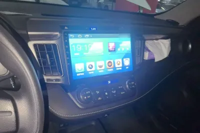 Toyota RAV4 2019, 64600 км, за 92200.86 CNY - фото 12