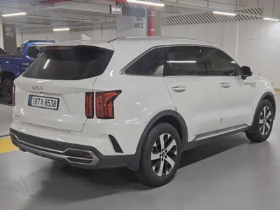 Kia Sorento 2023, 24887 км, за 28000000 KRW