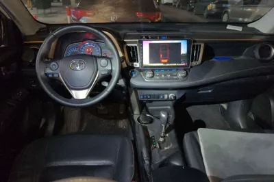 Toyota RAV4 2015, 97400 км, за 48625.87 CNY - фото 9