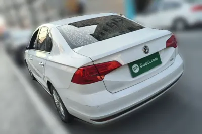 Volkswagen Bora 2019, 43300 км, за 42664.06 CNY