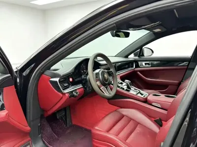 Porsche Panamera 2017, 80000 км, за 358000 CNY - фото 4