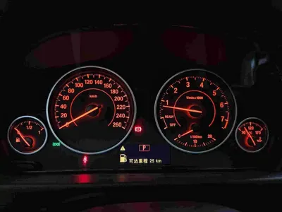 BMW 4 Series 2015, 128000 км, за 69800 CNY - фото 17