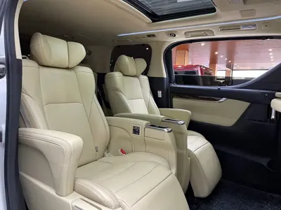 Toyota Alphard 2019, 140000 км, за 378000 CNY - фото 8