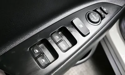 Kia Stonic 2018, 91768 км, за 8990000 KRW - фото 14