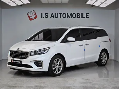 Kia Canival · 2019 год