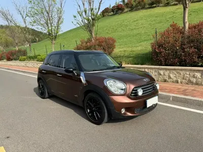 MINI Mini Countryman 2014, 130000 км, за 34500 CNY