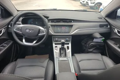 Geely Auto Emgrand 2021, 84500 км, за 50971.17 CNY - фото 12