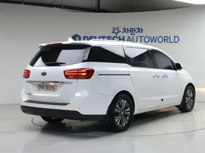 Kia Canival 2019, 140038 км, за 11500000 KRW - фото 2