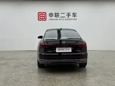 Volkswagen Passat 2024, 22000 км, за 125000 CNY