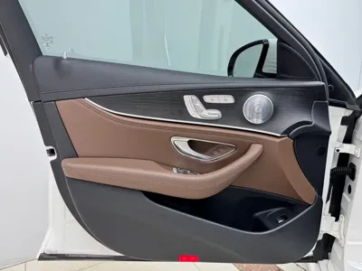 Mercedes-Benz E-Class 2020, 60000 км, за 183800 CNY - фото 8