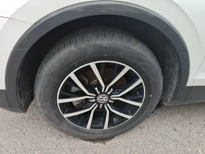 Volkswagen Tiguan L 2017, 132100 км, за 62300 CNY - фото 23