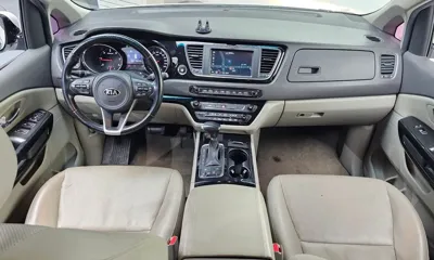 Kia Canival 2018, 196717 км, за 7500000 KRW - фото 7