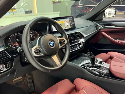 BMW 5 Series 2021, 55000 км, за 253900 CNY - фото 8