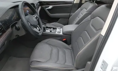 Volkswagen Touareg 2023, 34109 км, за 59900000 KRW - фото 10