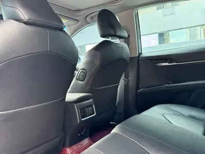 Toyota Camry 2022, 46800 км, за 99700 CNY - фото 16