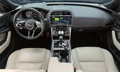 Jaguar XE · 2020 год