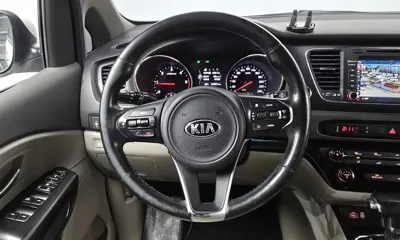 Kia Canival 2017, 199321 км, за 6900000 KRW - фото 13