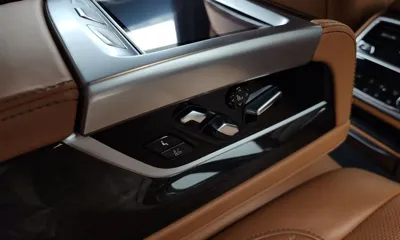 BMW 7-Series 2022, 84909 км, за 58950000 KRW - фото 31