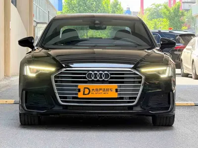 Audi A6L 2022, 66000 км, за 223000 CNY