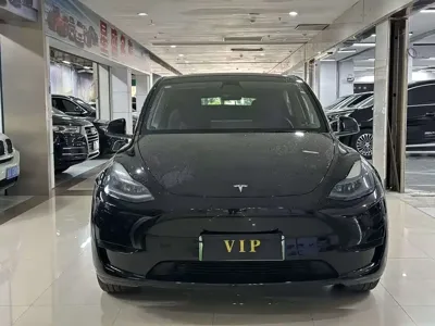 Tesla Model Y 2024, 59000 км, за 155800 CNY