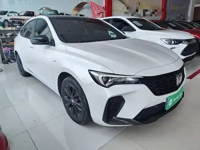 Buick Verano 2023, 33500 км, за 56400 CNY