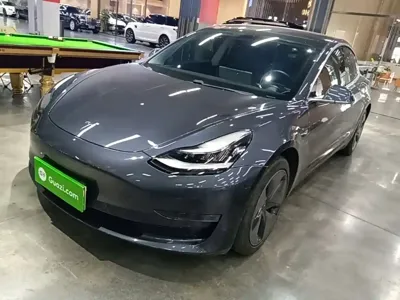 Tesla Model 3 2020, 63300 км, за 117500 CNY