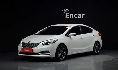 Kia K3 · 2013 год