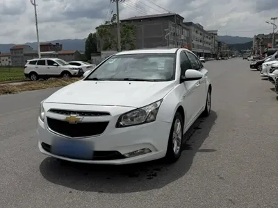 Chevrolet Cruze · 2017 год