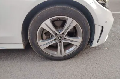 Mercedes-Benz C-Class 2019, 67200 км, за 110425.43 CNY - фото 13