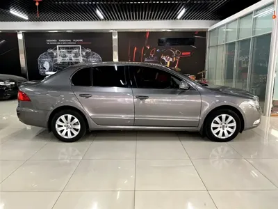 Skoda Superb 2010, 91000 км, за 13799 CNY - фото 4