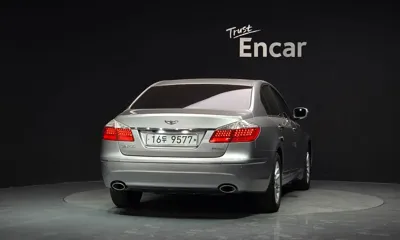 Hyundai Genesis 2009, 103725 км, за 4000000 KRW