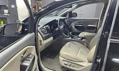 Kia Canival 2019, 115706 км, за 12100000 KRW - фото 10