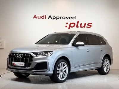 Audi Q7 · 2023 год