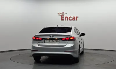 Hyundai Avante 2016, 56182 км, за 10800000 KRW