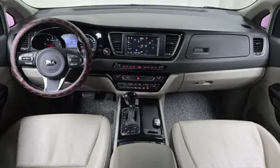 Kia Canival 2016, 161778 км, за 8900000 KRW - фото 7
